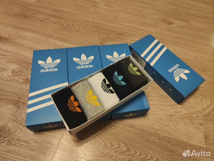Комплектносков Adidas в подарочной коробке