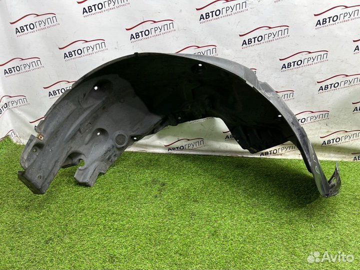 Подкрылок передний правый Land Rover Rr Sport 1