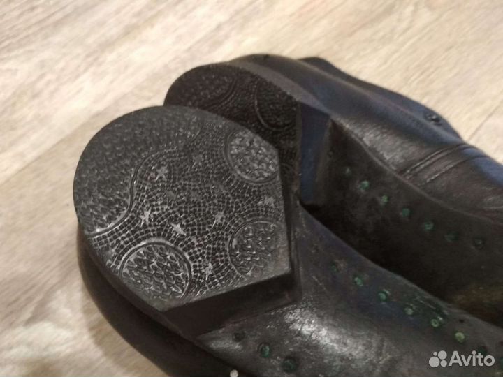 Ботинки лыжные р 34-35