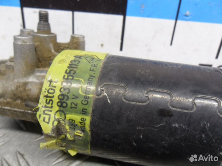 Б/У Моторчик стеклоочистителя передний 80/90 B3