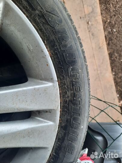 Bridgestone B250 175/60 R16 82H