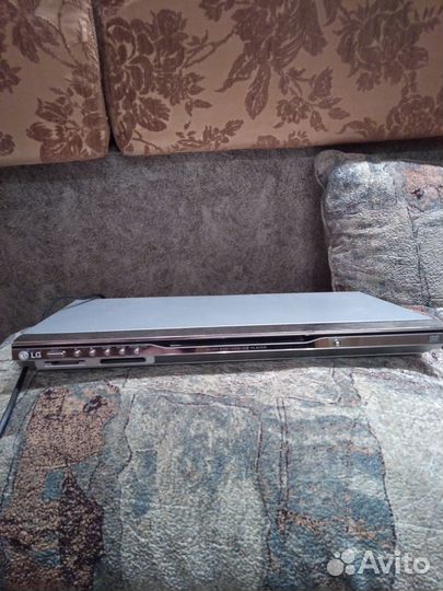 DVD плеер LG