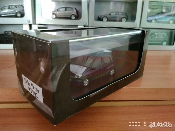 Toyota Funcargo/Echo Verso 1/43