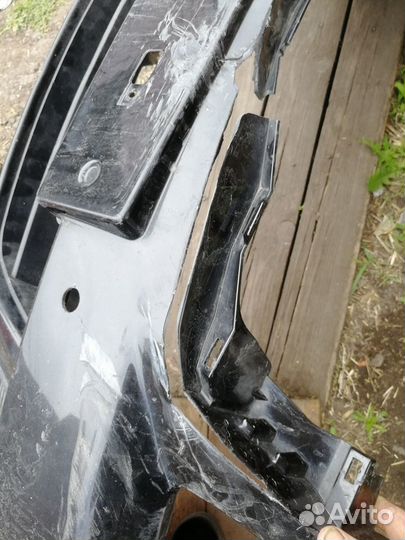 Продам передний бампер бу