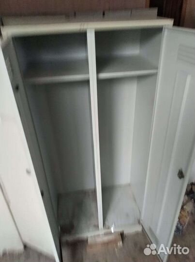 Ящик для одежды металлический