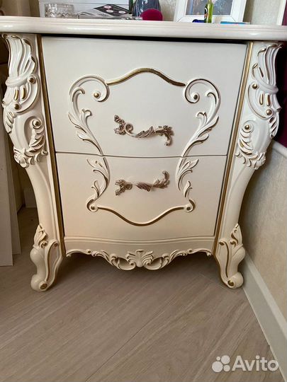 Прикроватные тумбы Джоконда