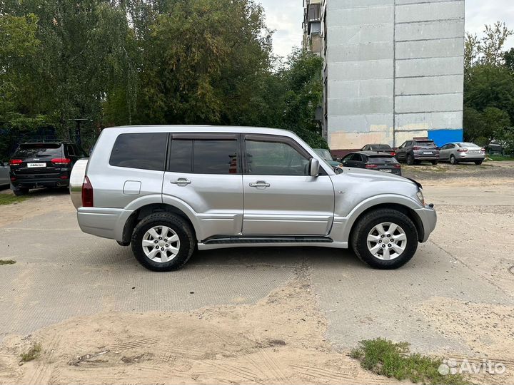 Mitsubishi Pajero 3.5 AT, 2004, 290 000 км