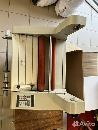 Ламинатор Bulros FM360