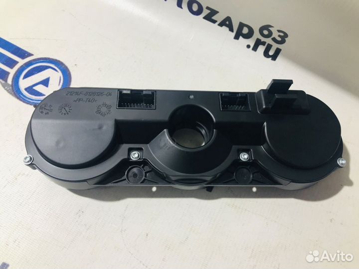 Блок управления отопителем на Лада 4х4 Нива Legend