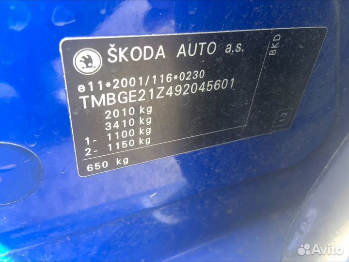 Шторка багажника skoda octavia A5 2009