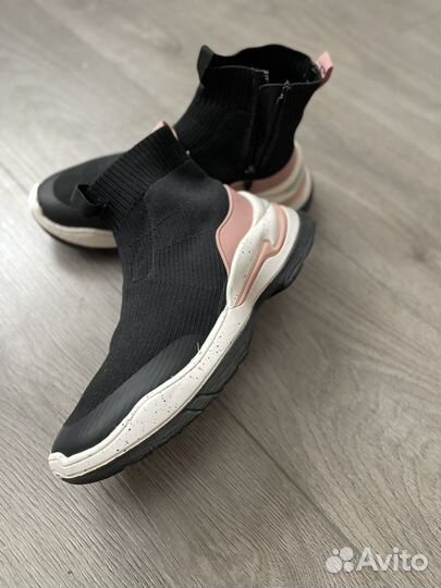 Zara сапоги и ботинки