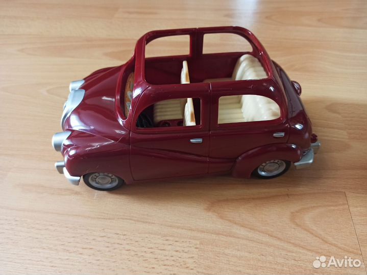 Машинка Sylvanian families