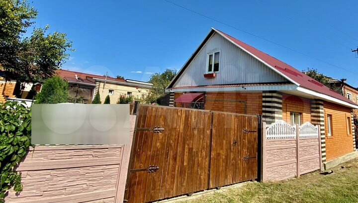 Коттедж 100 м² на участке 4 сот.