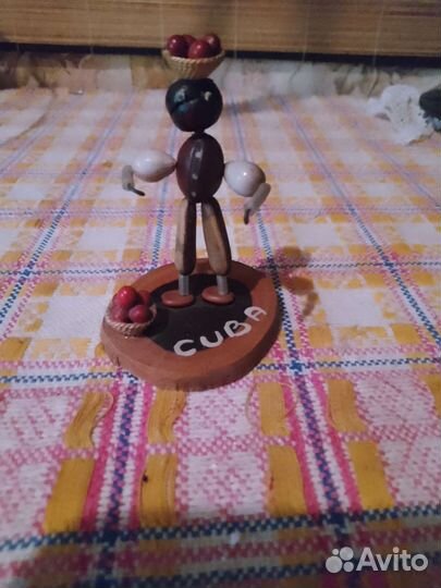 Деревянный сувенир