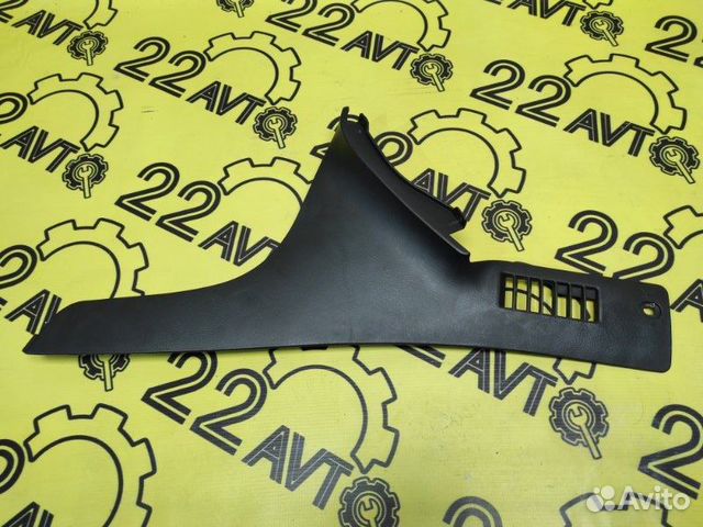 Накладка на панель передняя правая Subaru Legacy