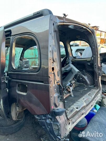 Задняя часть кузова Renault Kangoo KW0Y K7M750
