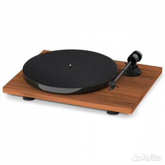 Pro-Ject E1 Phono Walnut OM5e UNI