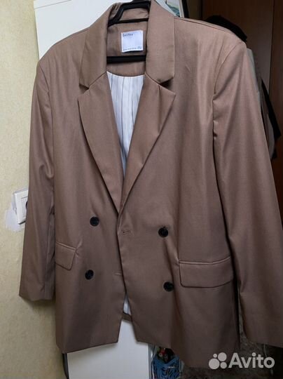 Bershka Пиджак женский М