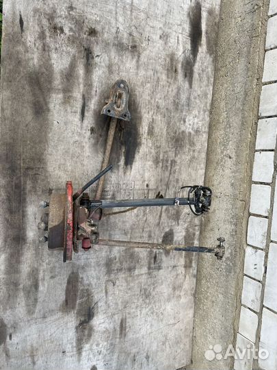 Поворотный кулак задний левый Chevrolet Lacetti