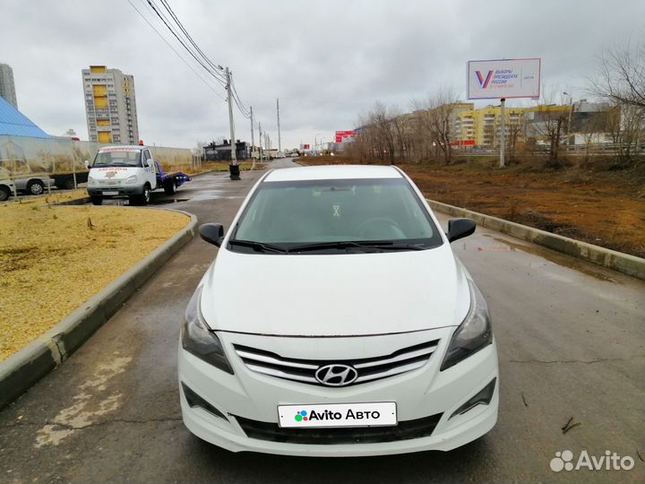 Hyundai Solaris 1.4 AT, 2015, 317 000 км