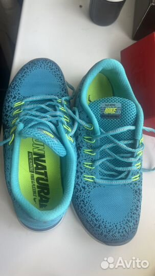 Кроссовки Nike женские 38.5