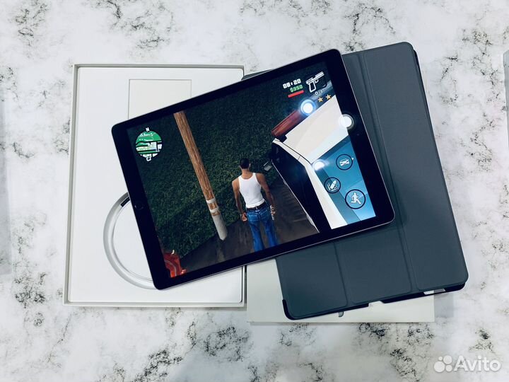 iPad Pro 12.9 (1-го поколения)