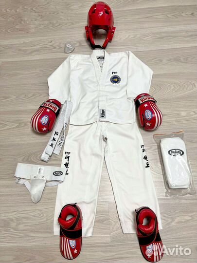 Форма для тхеквандо. Добок и защита