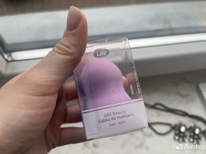 Бьюти-блендер спонж для макияжа подставка