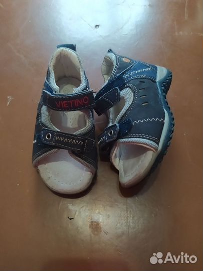 Босоножки на мальчика 23 размер