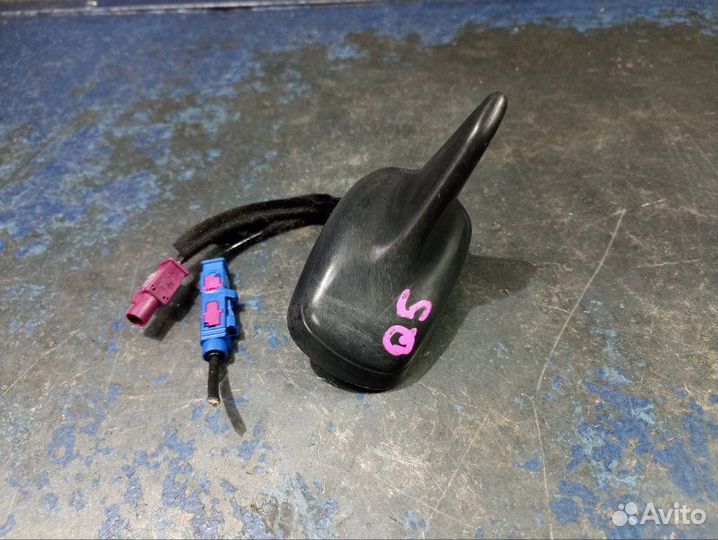 Антенна Audi Q5 8R