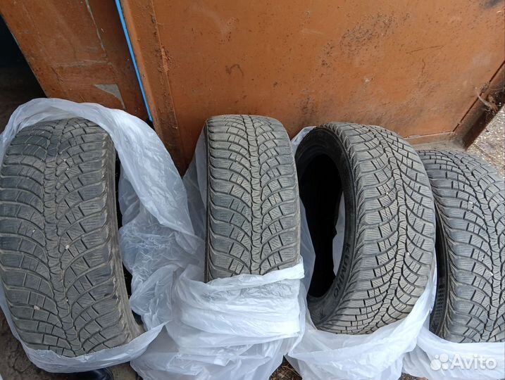 Kumho WinterCraft WP71 235/45 R18