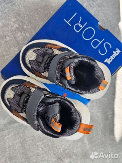 Кроссовки tombi 23