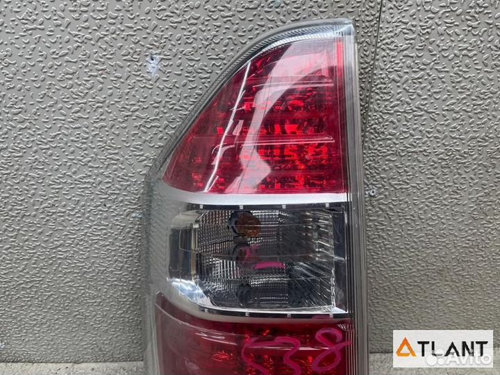 Стоп-сигнал задний левый toyota noah