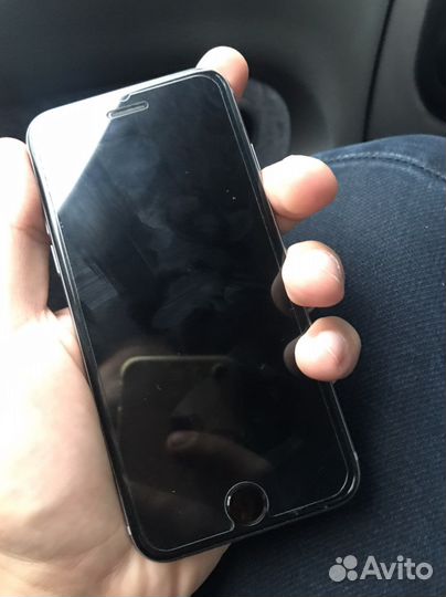 Телефон iPhone 6