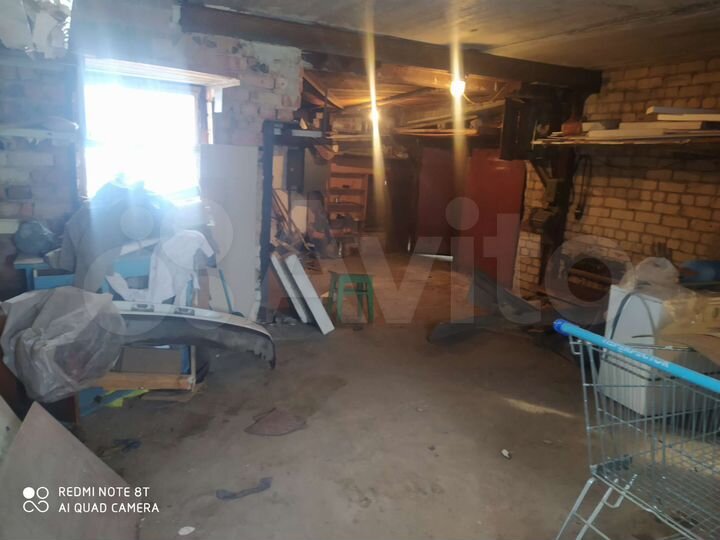 Гараж, > 30 м²