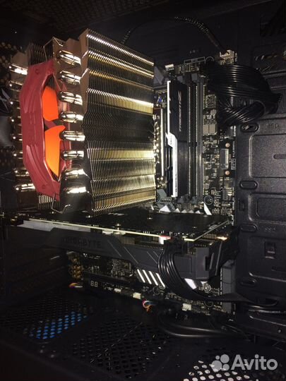 AMD Ryzen Threadripper 1950X 16CP 3.40 GHz мощьный