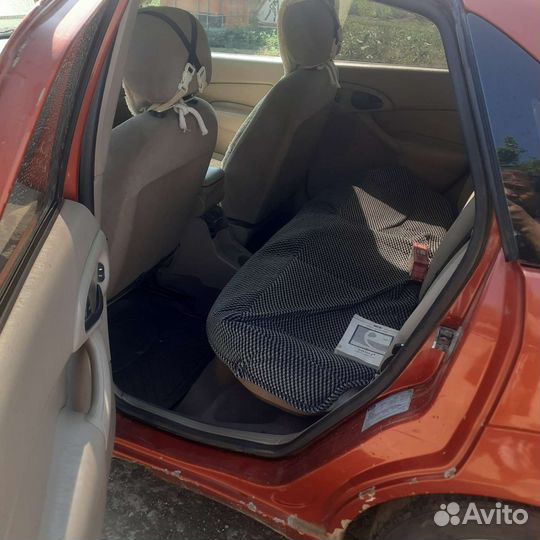 Ford Focus 2.0 МТ, 2000, 246 331 км