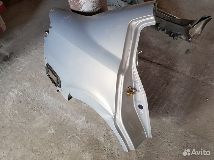 Крыло заднее правое Vortex Estina FL 2013