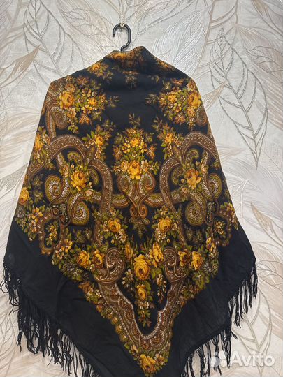 Павловопосадский платок шерсть