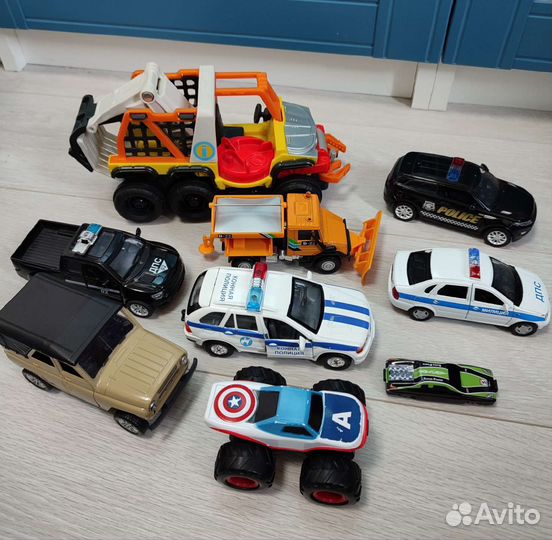 Машинки детские наборами