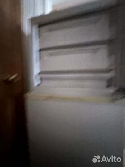 Холодильник бу бирюса