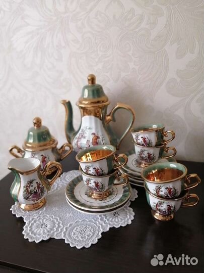 Кофейные пары, сахарница, молочник