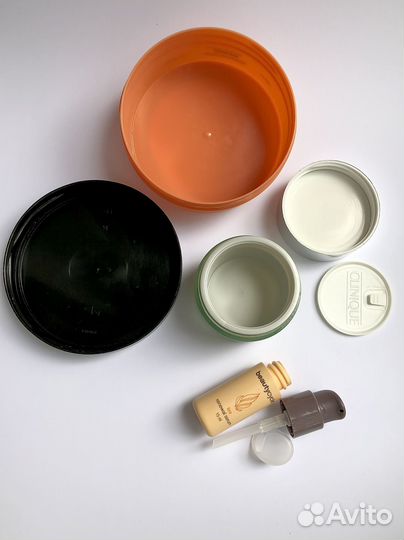 Пустые флаконы банки от крема, мыла, косметики