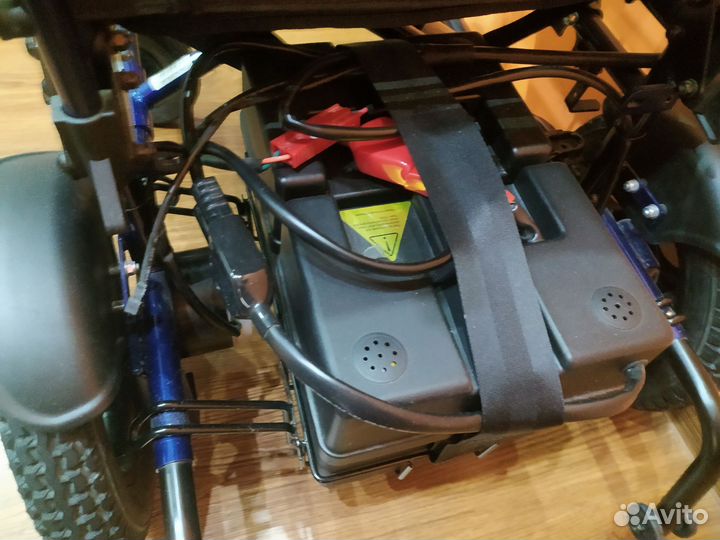 Инвалидная коляска