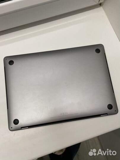 Apple macbook pro 13 a1989