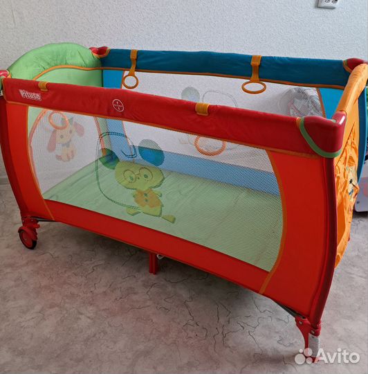 Детская кровать манеж