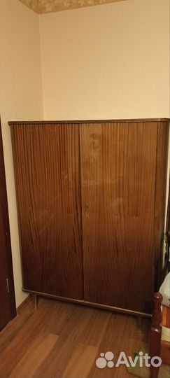 Шкаф для одежды бу