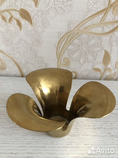 Подсвечник