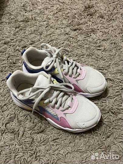 Кроссовки reebok женские 38.5