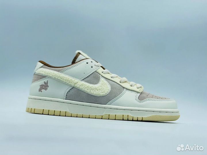 Nike dunk бело-беж разм. 41